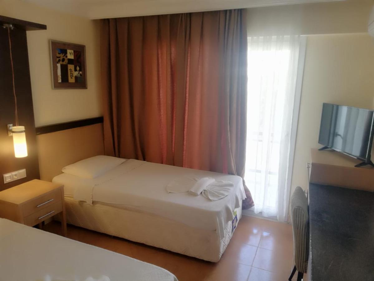 Hotel Santur Kusadası Zewnętrze zdjęcie